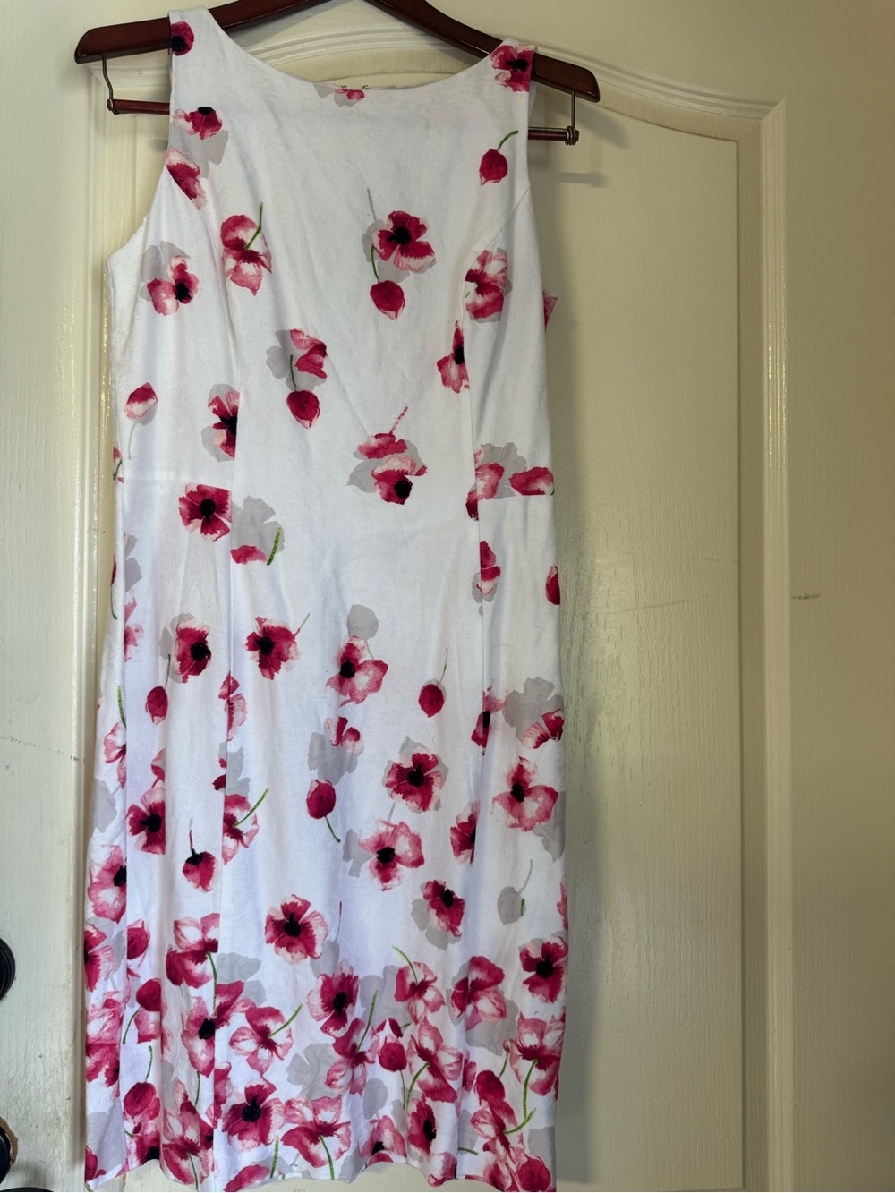 American Living White Midi Dress with Pink Floral Pattern